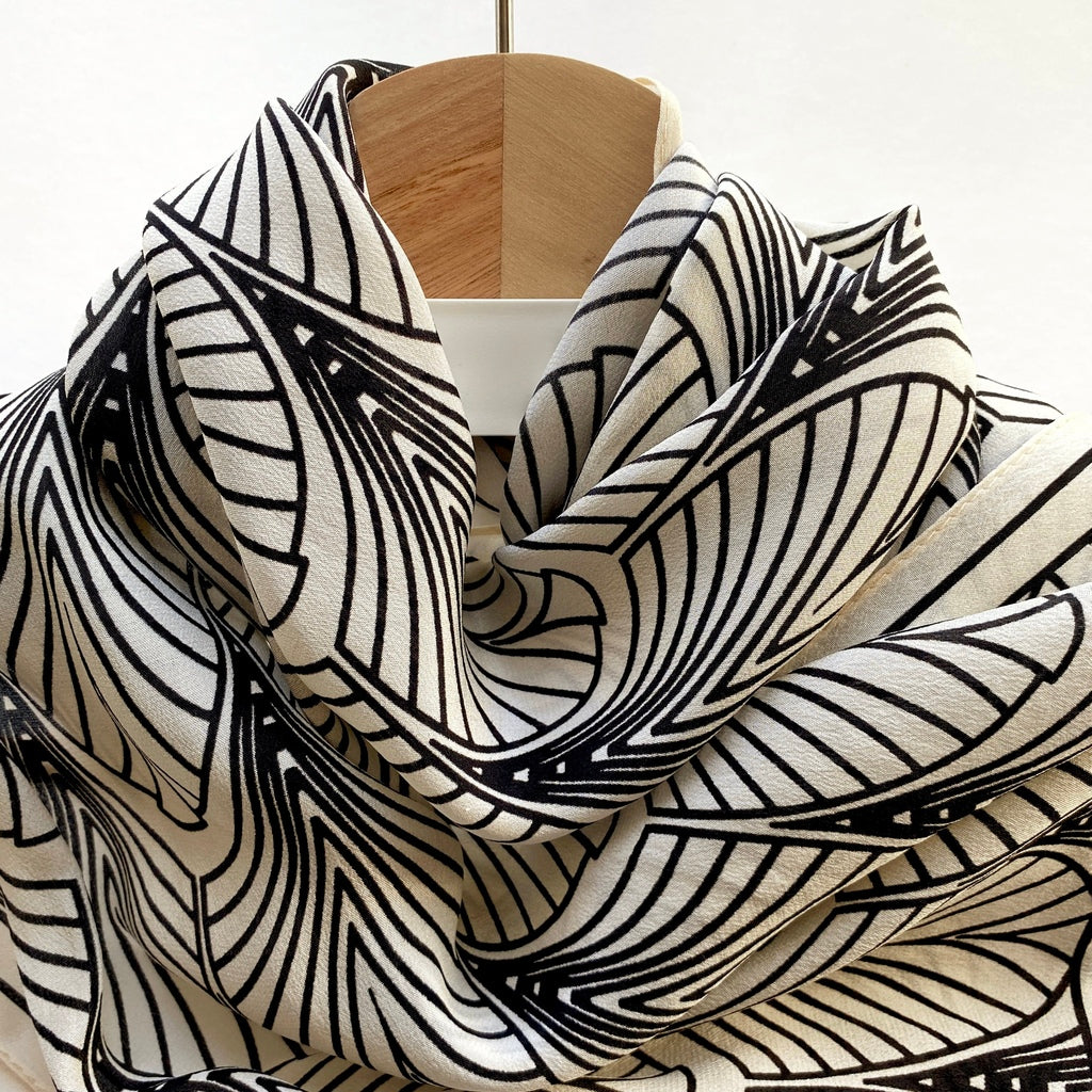 Lightweight Oblong Silk Scarf 35x150