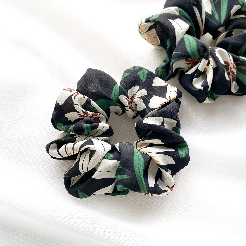 Women's silk hair scrunchie - Floral print