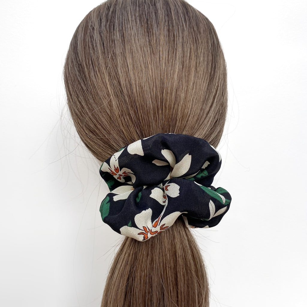 Women's silk hair scrunchie - Floral print