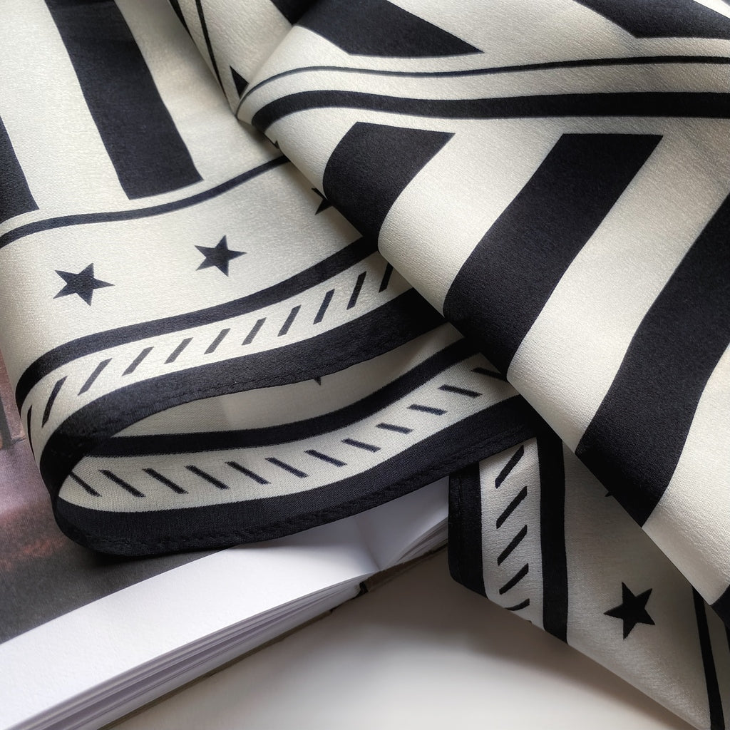 Stars & stripes silk scarf - Black & white