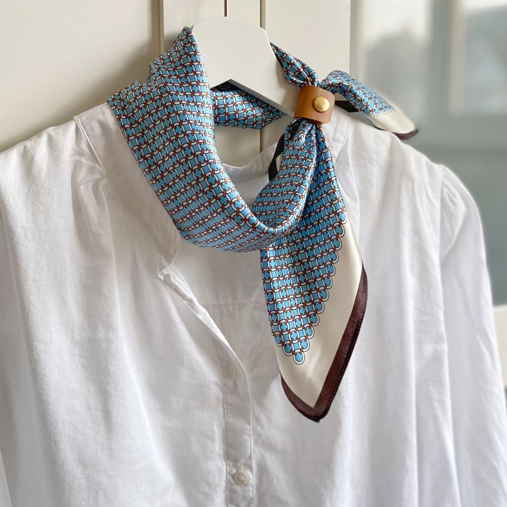 Light Blue Retro Geometric Print Mulberry Silk Bandana -53×53cm