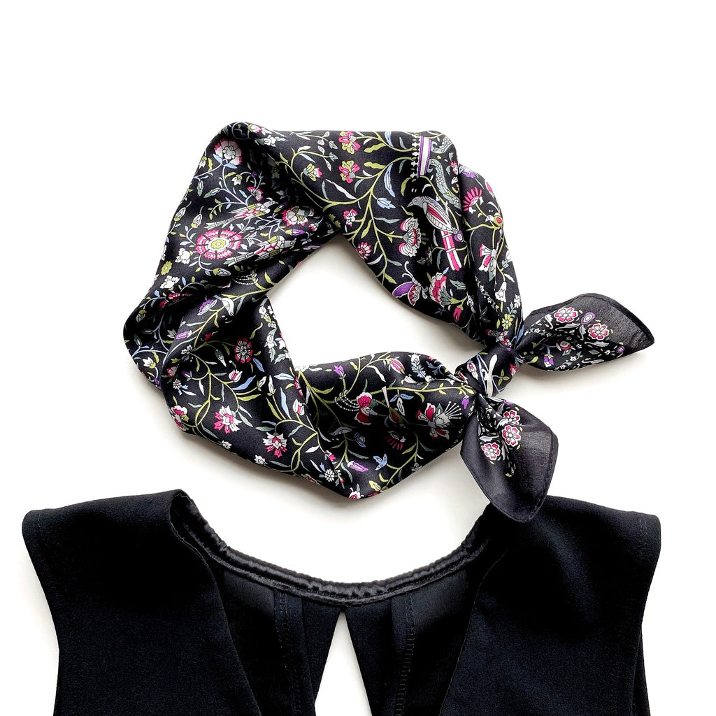 Butterflies and floral print silk scarf - Black