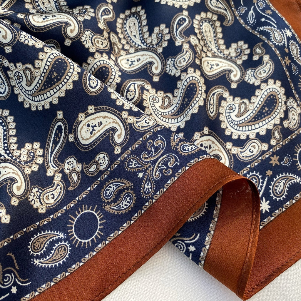 Paisley print silk scarf - Navy