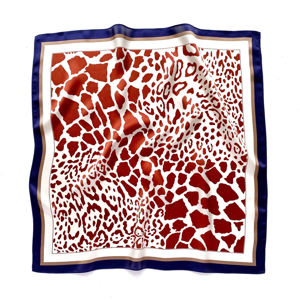 Leopard print silk scarf - Rustic Red